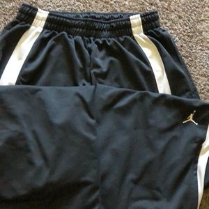 Men’s Jordan basketball pants XL